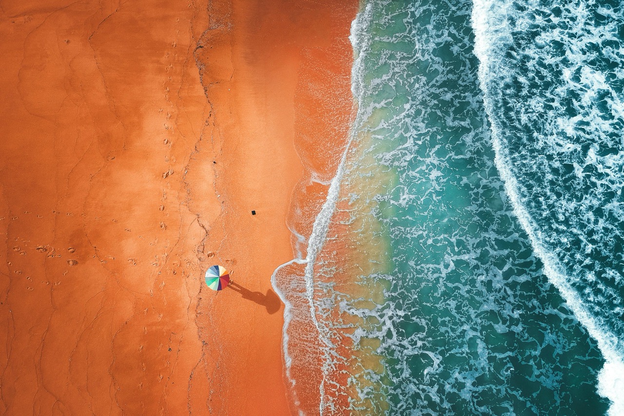 Aerial view of beach representing the intersection of business insights and market opportunities